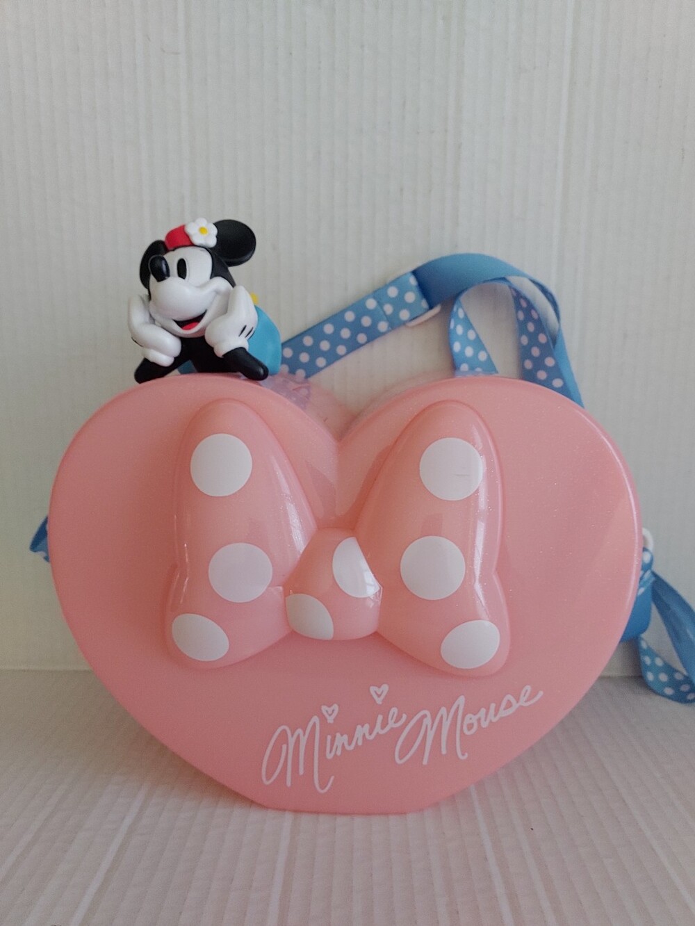 Minnie Mouse Collectible heart-shaped popcorn bucket From Tokyo Disney Resort